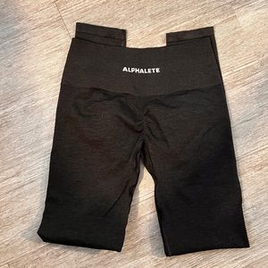 ALPHALETE AMPLIFY LEGGING